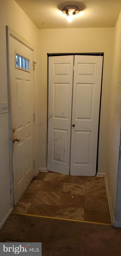 9863 Whiskey Run, Laurel, MD 20723 - photo 6