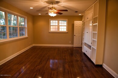 6185 Riviera Ln, Jacksonville, FL 32216 - photo 7