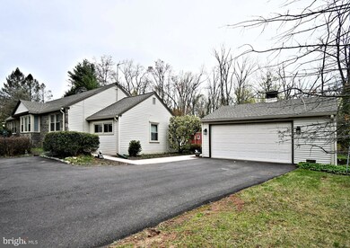 847 Allentown Rd, Lansdale, PA 19446 - photo 3