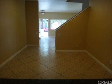 dinning room off kitchen