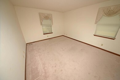 142 Dovenshire Dr, Crossville, TN 38558 - photo 5