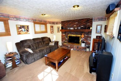 234 E 77th St, Anderson, IN 46013 - photo 7