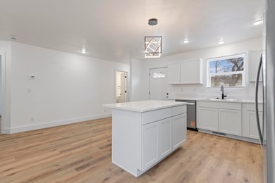 1110 S Hillcrest Ave, Springfield, MO 65802 - photo 5