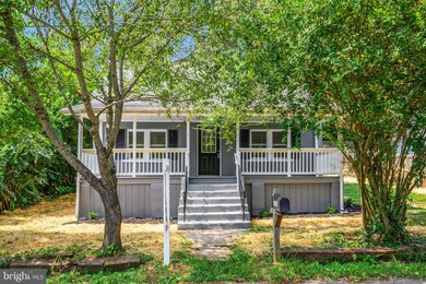 18508 Corby St, Triangle, VA 22172 - photo 5