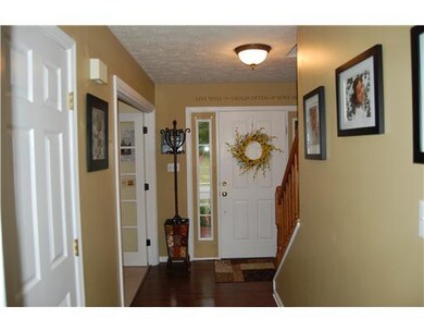 Entry/Foyer.