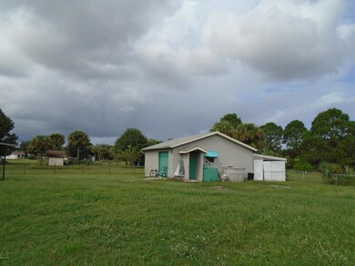 Detached 2 car workshop