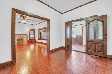 302 S 6th St, Chickasha, OK 73018 - photo 7