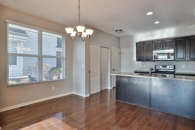 007-Dining-Room