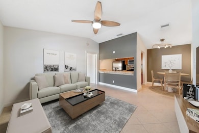 9466 Boca Cove Cir unit 315, Boca Raton, FL 33428 - photo 4