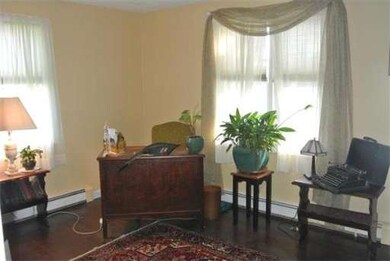 70 Meadow Rd, Portsmouth, NH 03801 - photo 5