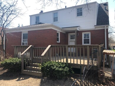 516 W Keith Ave, Waukegan, IL 60085 - photo 3