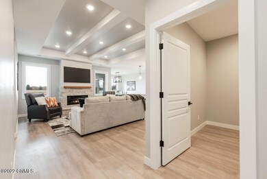 2930 Peach Tree MLS-7