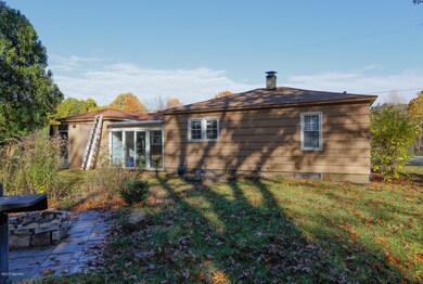 10753 W Main St-105