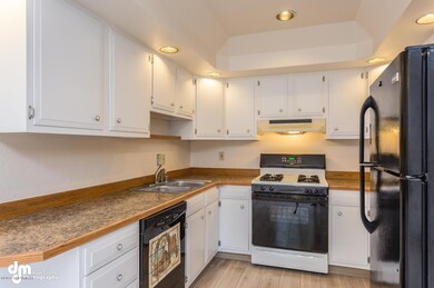 6227 Winding Way Anchorage AK-large-019-
