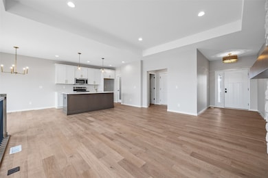 6916 Rock Wood Dr SW, Cedar Rapids, IA 52404 - photo 6