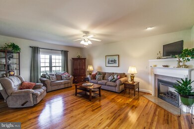 592 Karleys Way, Middletown, VA 22645 - photo 7