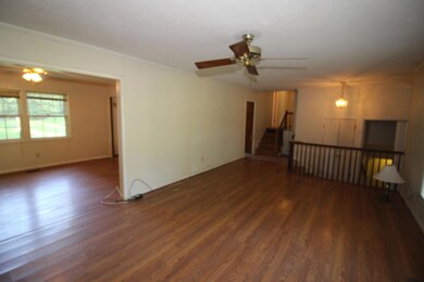 704 Cherry Ln, Laurel, MS 39440 - photo 5