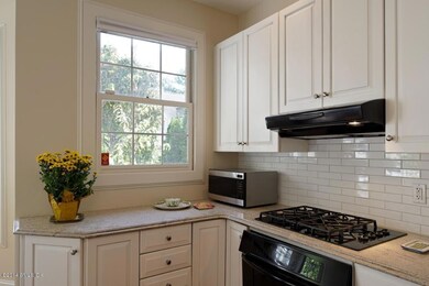 45 Spring St Unit 8 - Kitchen