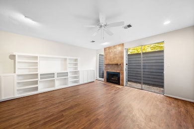 2100 Commonwealth St unit G, Houston, TX 77006 - photo 7