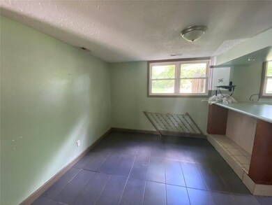 BASEMENT LEVEL DINING