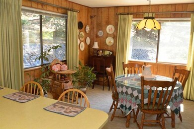 1525 Pleasant Valley Rd, Merlin, OR 97532 - photo 7