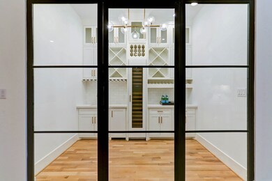 859 W 41st St, Houston, TX 77018 - photo 6