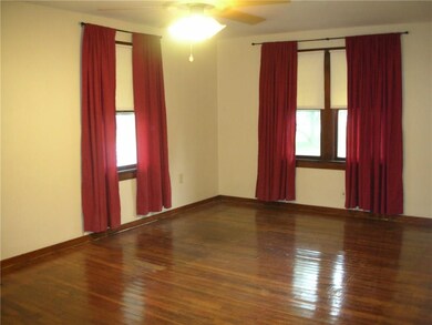 92 S Brooks St, Columbus, IN 47201 - photo 7