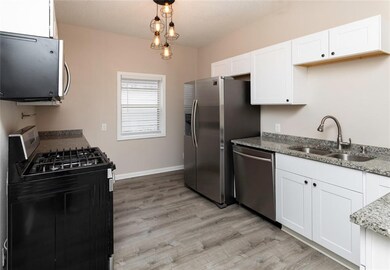 2325 Maple St, Des Moines, IA 50317 - photo 3