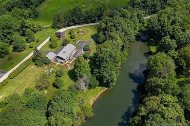 3619 Wagner Dr, Floyds Knobs, IN 47119 - photo 3