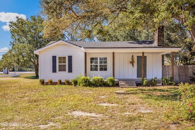 103 Rosemary Ave, Long Beach, MS 39560 - photo 2