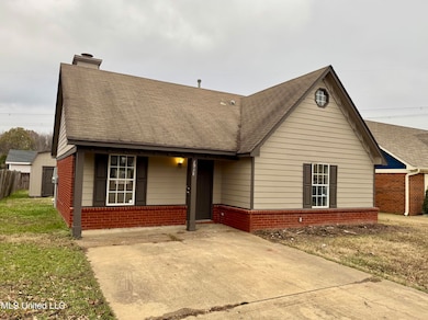 2928 Churchwell Dr, Horn Lake, MS 38637 - photo 2