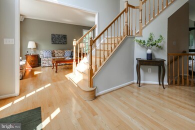 10624 Persimmon Ct, Laurel, MD 20723 - photo 3