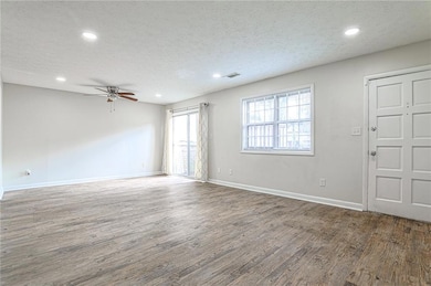 1150 Rankin St unit 20O, Stone Mountain, GA 30083 - photo 3