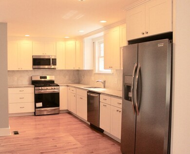 32 Richardson St, Billerica, MA 01821 - photo 3