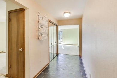 2400 Archbury Ln unit 2, Park Ridge, IL 60068 - photo 4