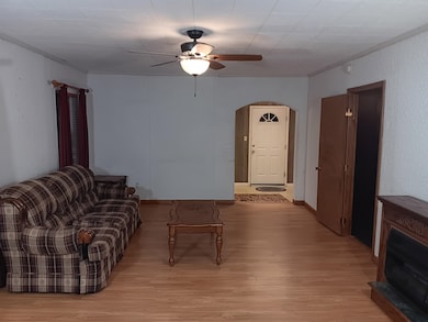 26 Riverview Ave, Branchland, WV 25506 - photo 3