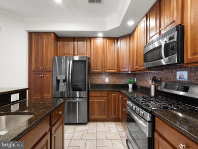 2364 Merseyside Dr unit 137, Woodbridge, VA 22191 - photo 3