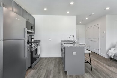 585 Essex St unit 203, Lynn, MA 01901 - photo 7