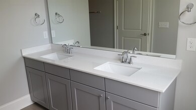 unit 20 mbath dbl vanity