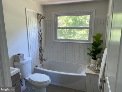 21 Blueberry Ln, Willingboro, NJ 08046 - photo 5