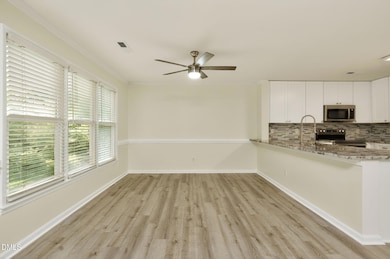 301 Glen Echo Ln unit E, Cary, NC 27518 - photo 3