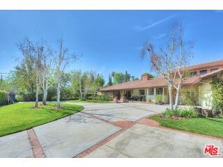 5125 Kelvin Ave, Woodland Hills, CA 91364 - photo 3