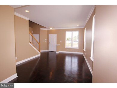 4 Hemingway Ln, Columbus, NJ 08022 - photo 2