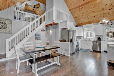 102 Hemlock Point Ct, Hawley, PA 18428 - photo 7