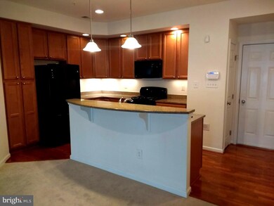 7558 Stoney Run Dr unit A, Hanover, MD 21076 - photo 6