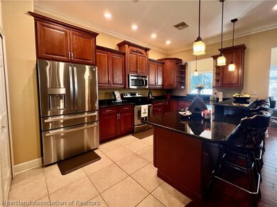 200 Sirena Dr, Lake Placid, FL 33852 - photo 4