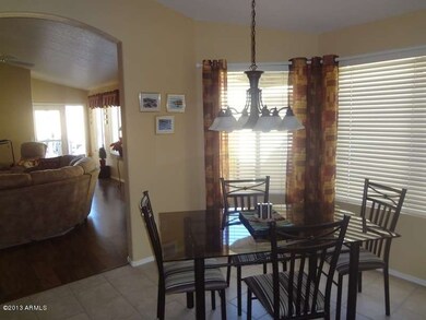 10862-Dining into living room