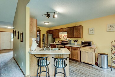 206 Red Berry Dr Richlands NC-large-008-