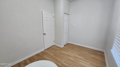 2500 Gold Ave, El Paso, TX 79930 - photo 5