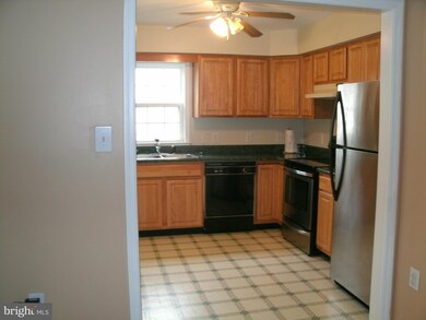 616 Capitol Heights Blvd, Capitol Heights, MD 20743 - photo 4